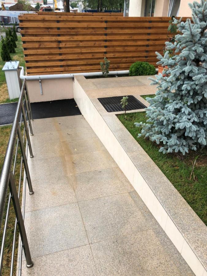 Fancy Westpark 2 Residence Lakeview W7 Bukarest Eksteriør billede